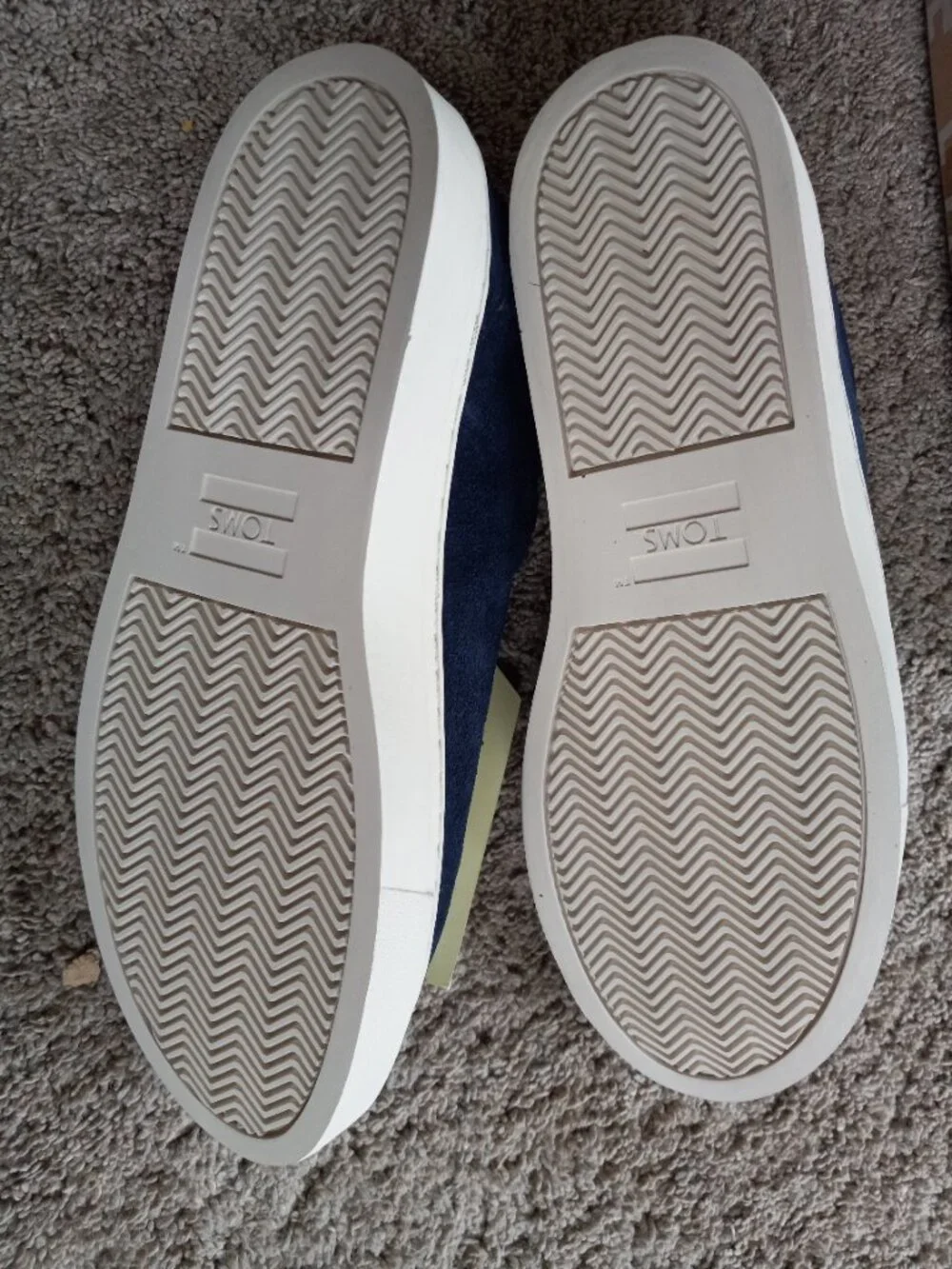 Toms Lenox Navy Suede Mens 8 Shoes New in Box